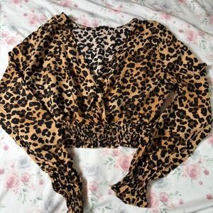 Heart Hips Leopard Print Crop Top Smocked Waist Balloon Sleeve M